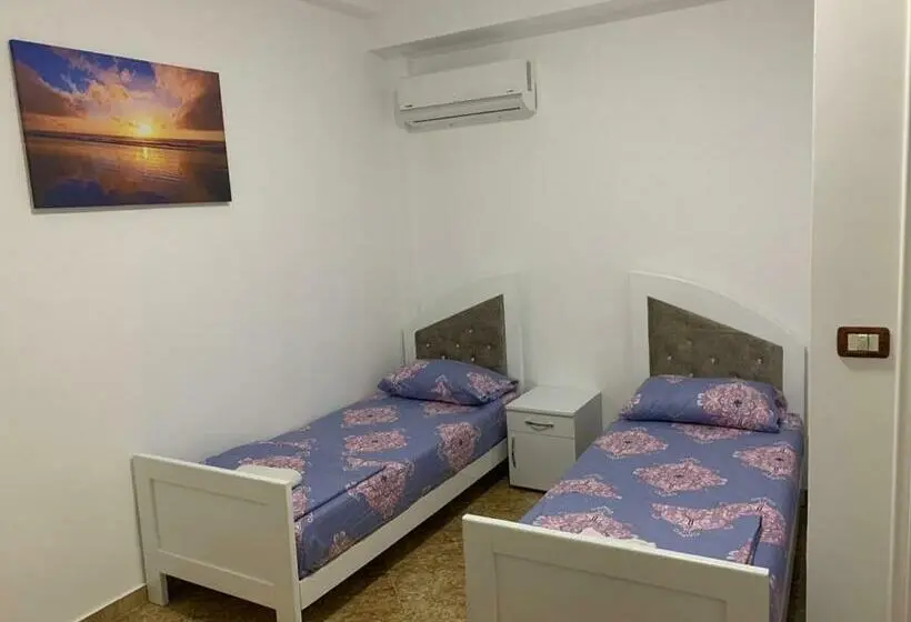 اتاق لوکس یک تخته, Reci