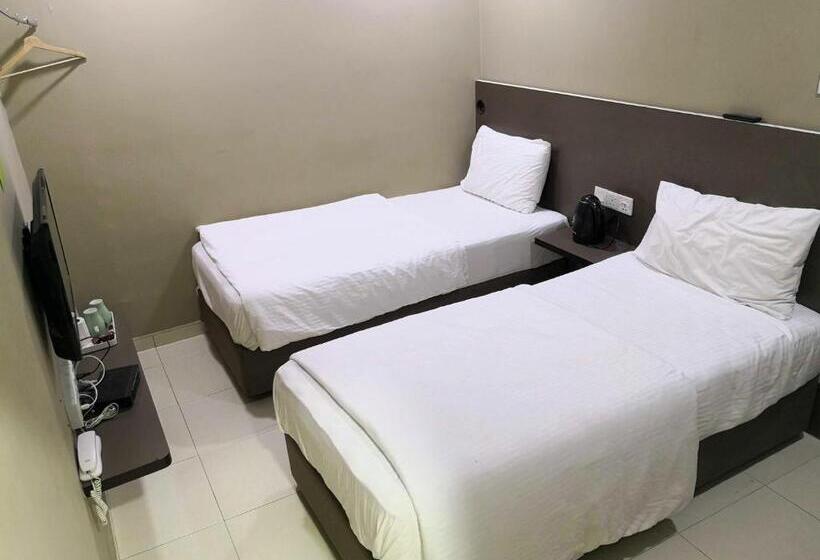 اتاق استاندارد, Tropika Garden Hotel Kulai