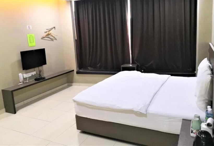 带大床的豪华间, Tropika Garden Hotel Kulai