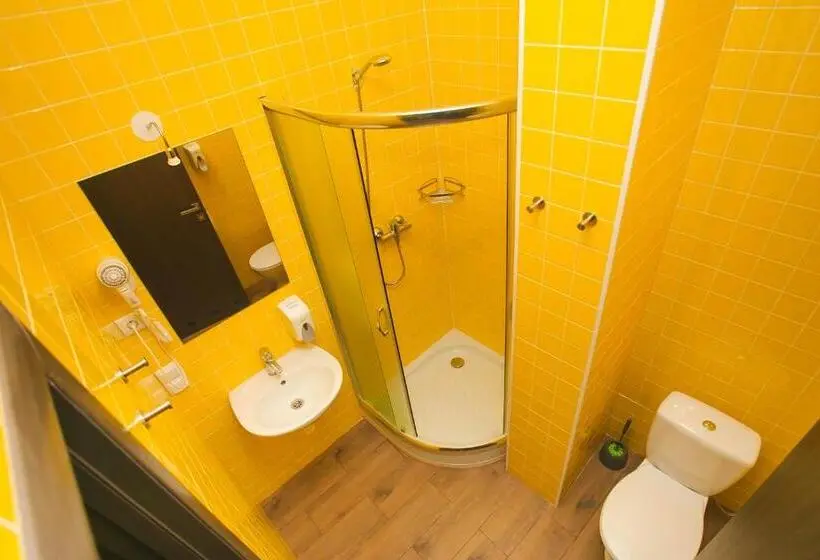 Økonomisk firdobbelte værelse og et delt badeværelse, Dream Hostel Khmelnytskyi