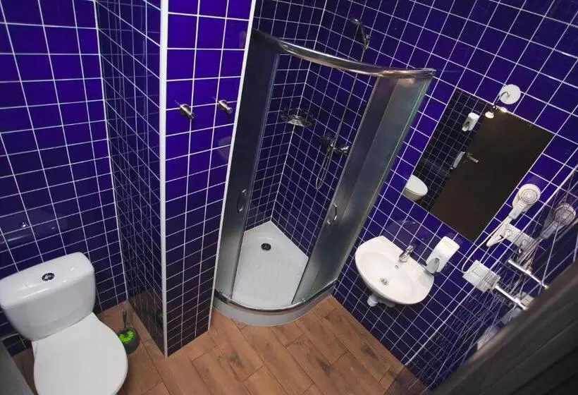 Økonomisk firdobbelte værelse og et delt badeværelse, Dream Hostel Khmelnytskyi