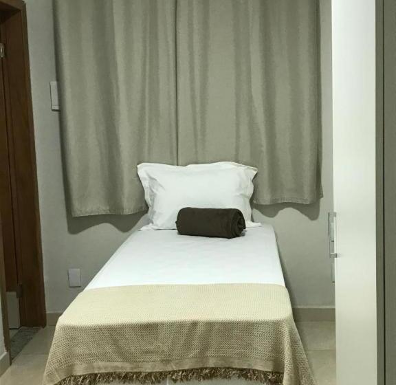 غرفة قياسية فردية, Casablanca