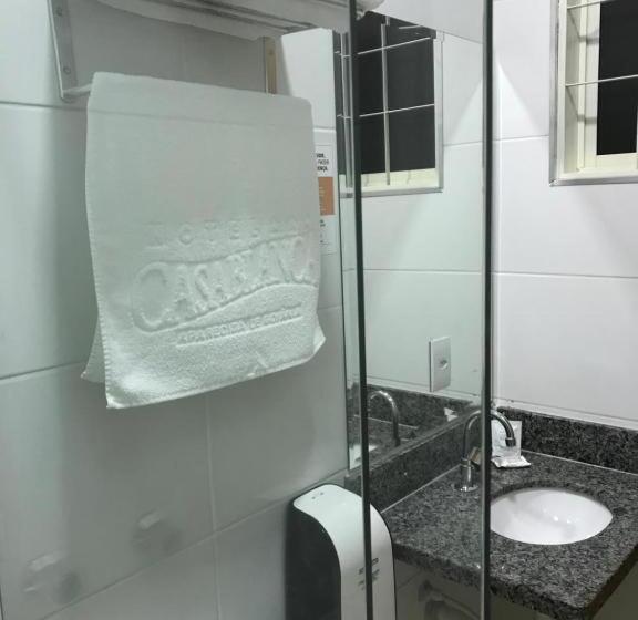 חדר משפחתי, Casablanca