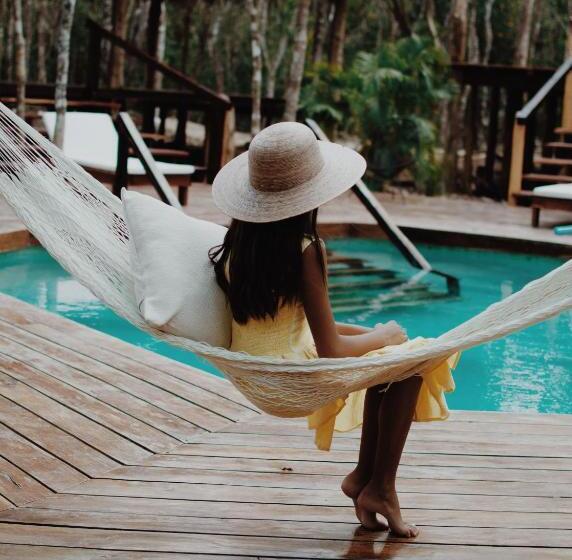 سوییت, Boutique Chacá