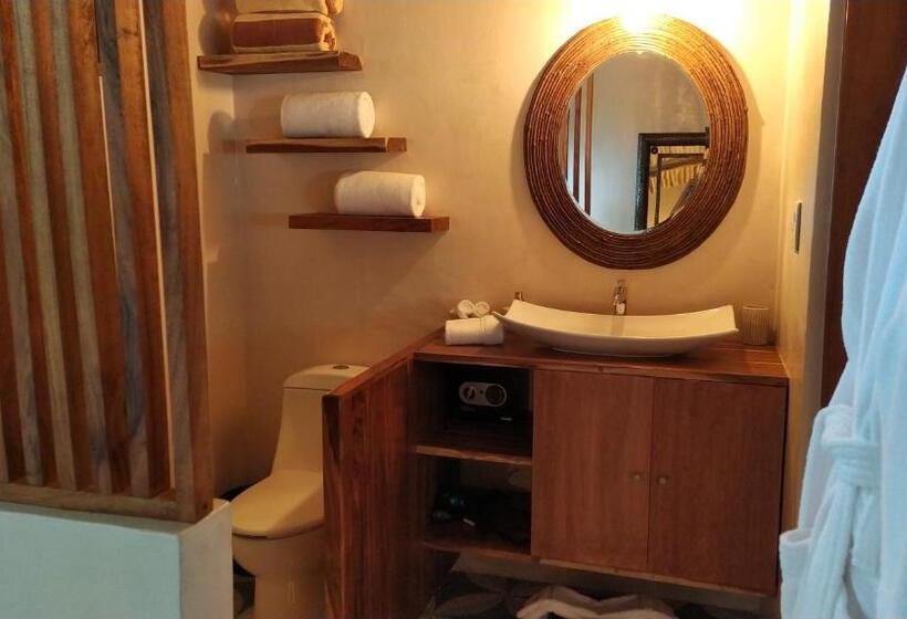 Люкс с Террасой, Boutique Chacá