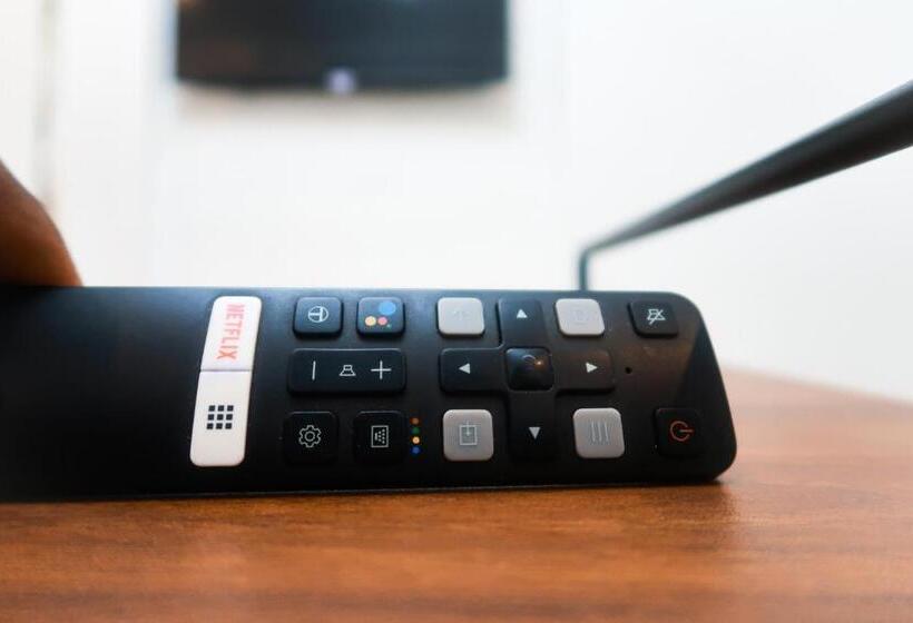 استودیوی استاندارد, Whytescape Serviced Apartments