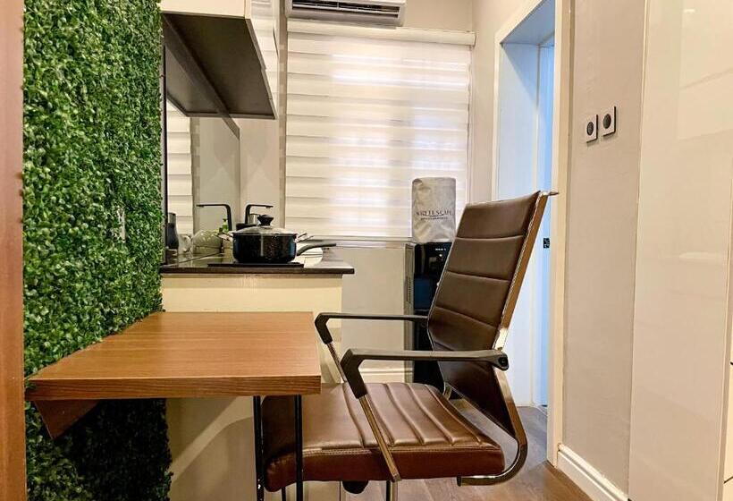 استودیوی استاندارد, Whytescape Serviced Apartments