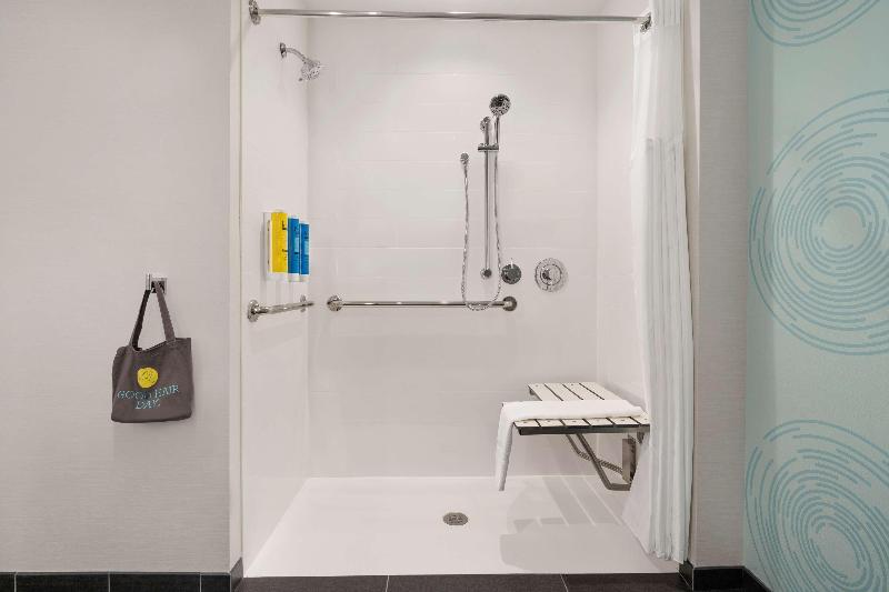 适合残疾人使用的标准间, Tru By Hilton Albany Airport, Ny