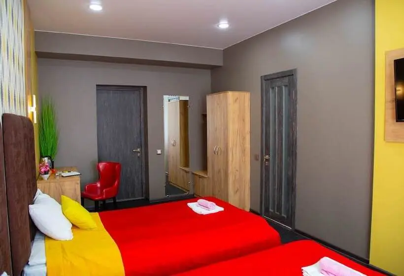 Chambre Deluxe, Angara Prioritet