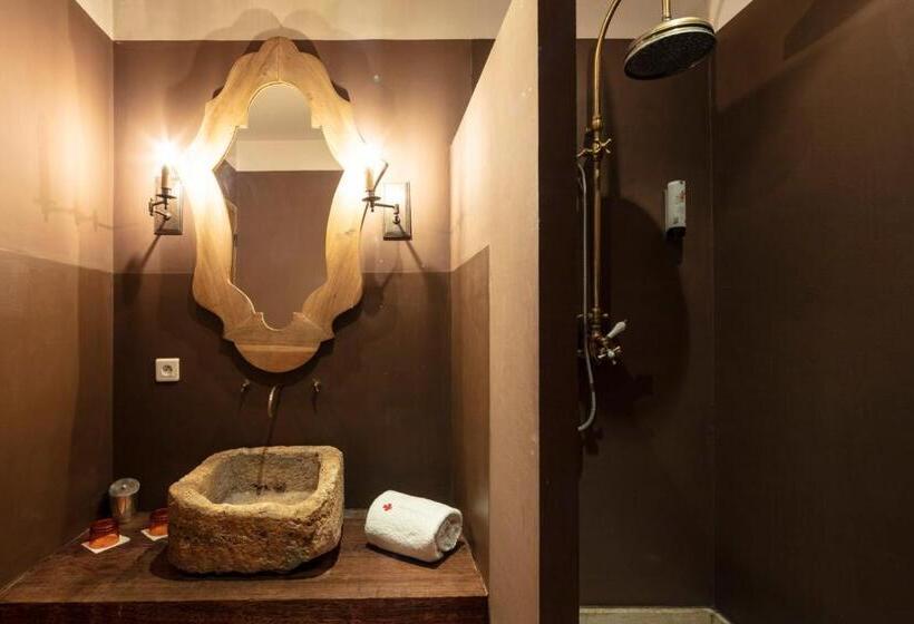 חדר סטנדרט, Commanderie De Peyrassol