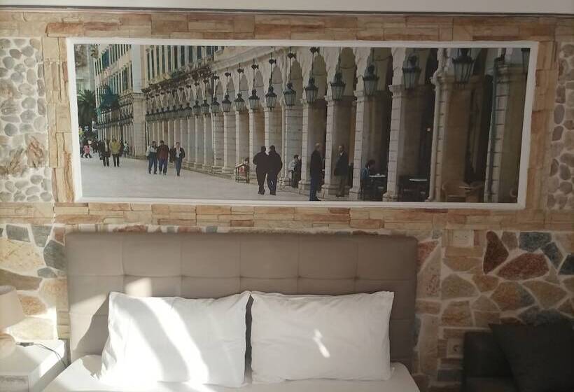 غرفة ديلوكس مطلّة علي البحر, Petrakis Beach