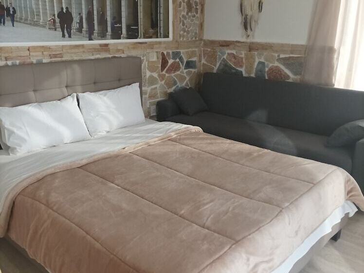 غرفة ديلوكس مطلّة علي البحر, Petrakis Beach