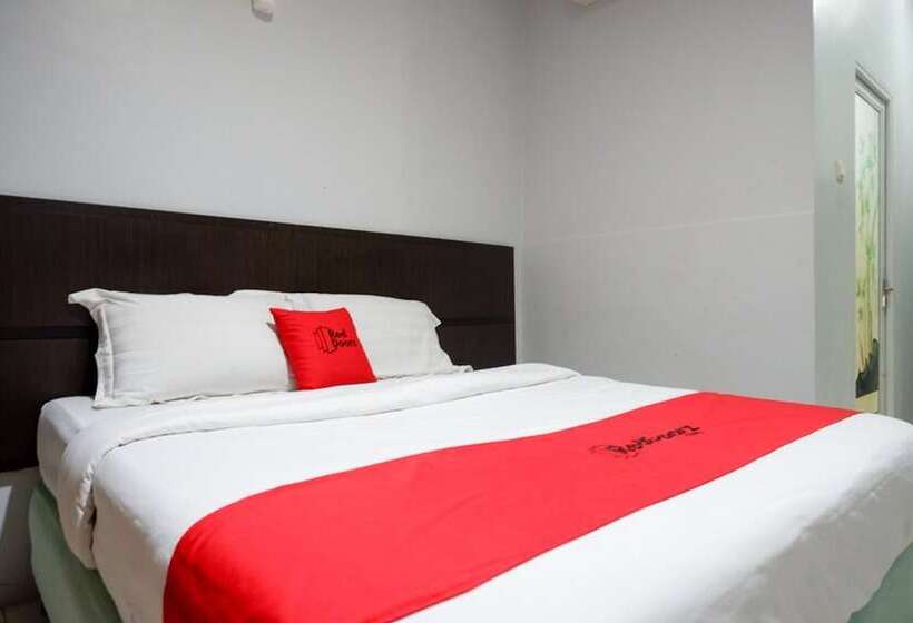 חדר סטנדרט, Reddoorz Plus At Hotel Srikandi Kendari