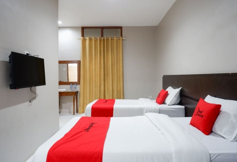 חדר סופריור, Reddoorz Plus At Hotel Srikandi Kendari