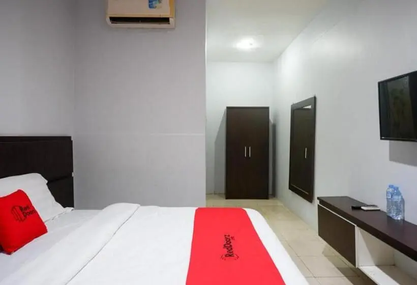 スーペリアールーム, Reddoorz Plus At Hotel Srikandi Kendari