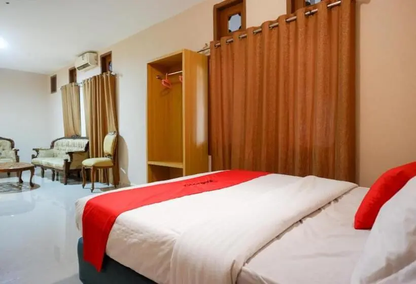 デラックスルーム, Reddoorz Plus At Hotel Srikandi Kendari