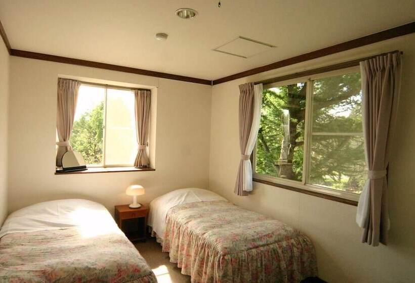 اتاق استاندارد با سرویس بهداشتی مشترک, Pension Asahi