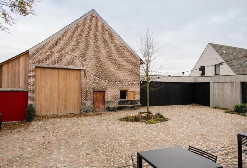 סוויטה משפחתית, B&b Amelhof