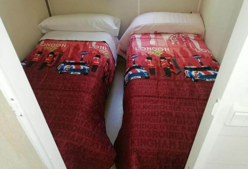 バンガローの２ベッドスタンダードルーム, Camping El Tormes