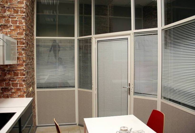 家庭间, London Mini Hotel   Hostel