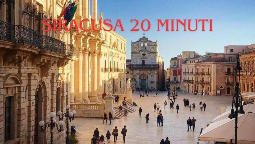 חדר סטנדרט, Fuori Rotta