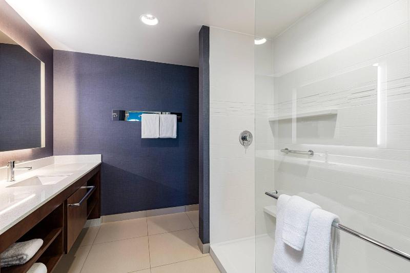 스위트 킹사이즈 침대, Residence Inn Riverside Moreno Valley