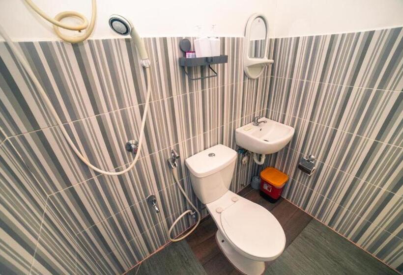 اتاق اکونومی, Chill Out Hostel