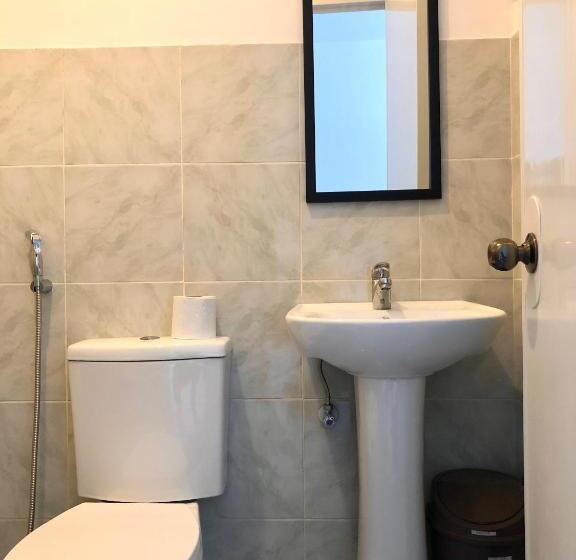 اتاق خانوادگی, Chill Out Hostel