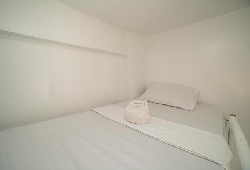 اتاق اکونومی, Chill Out Hostel