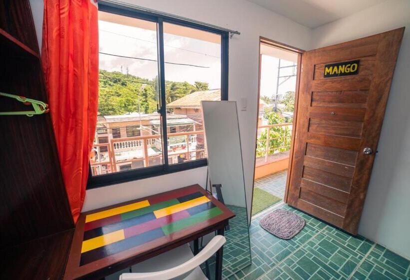 اتاق لوکس, Chill Out Hostel