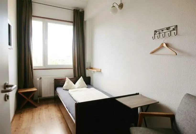 バスルーム共有のシングルスタンダード, Sleep Station Hostel