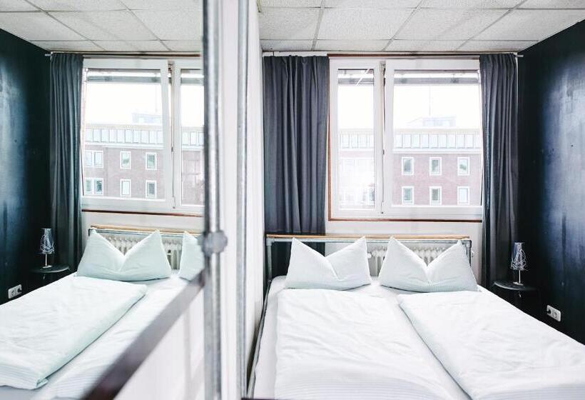 Номер Стандарт Совместная Ванная, Sleep Station Hostel