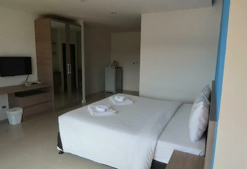 マウンテンビュースイート, S4 Nai Yang Beach   Near Phuket Airport
