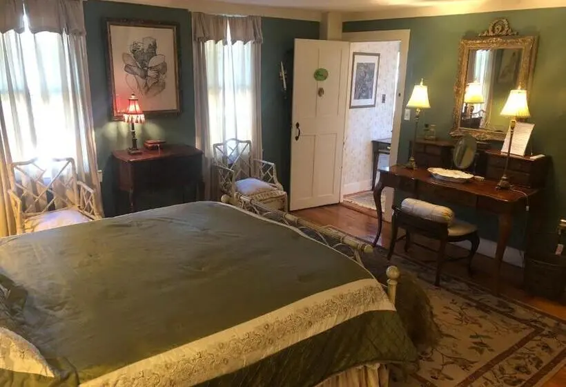 スイート, Silvershell Inn