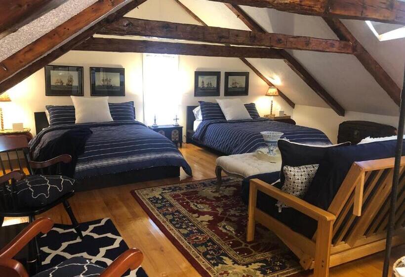 Люкс Superior, Silvershell Inn