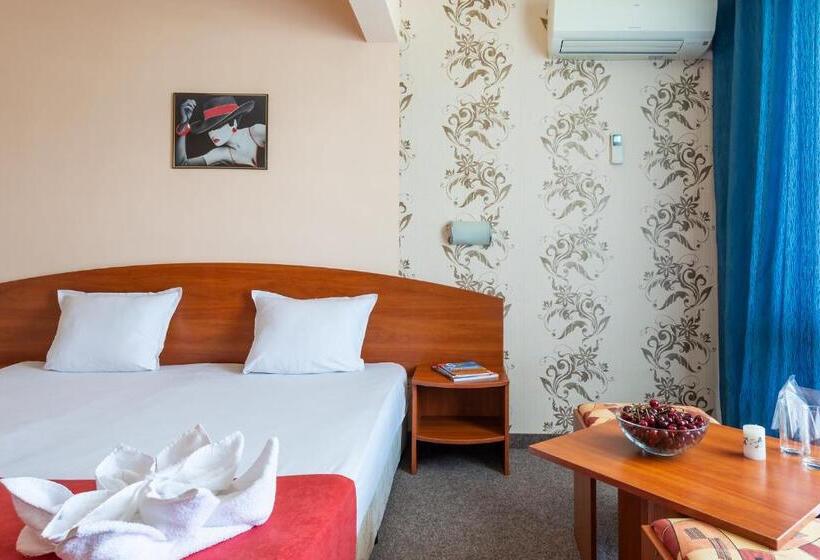 バルコニー付きスタンダードルーム, Belitsa