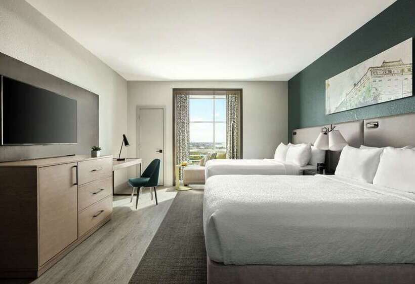 Quarto Estandar 2 Camas Casal, Alba, Tapestry Collection By Hilton