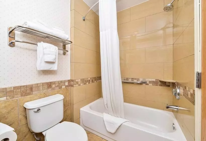 سوئیت برای معلولان, Comfort Inn & Suites Durango