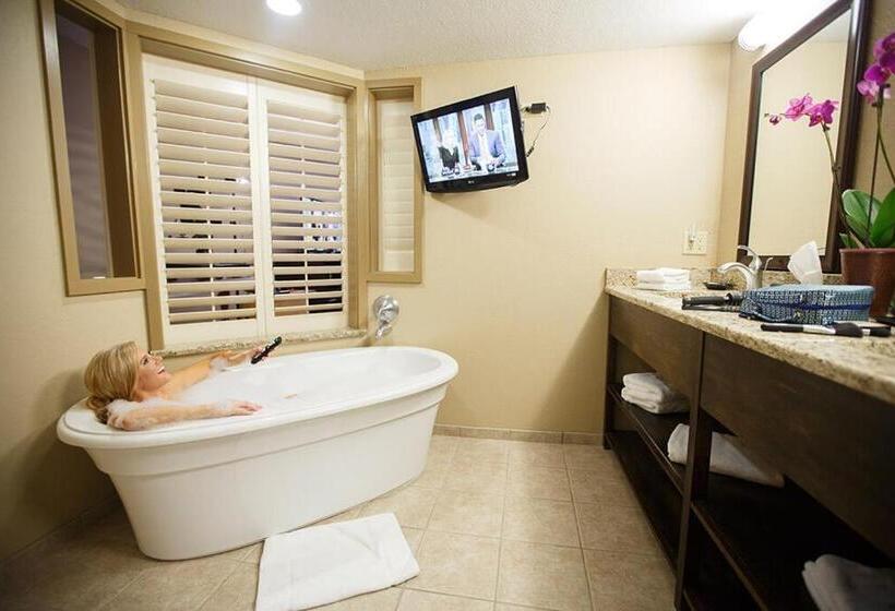 이그제큐티브 스위트 킹침대, Greystone Lodge On The River