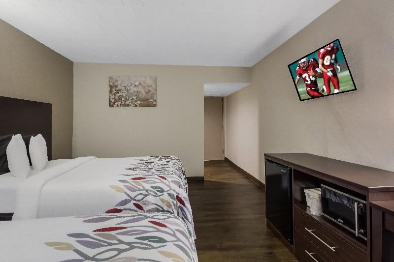 디럭스 룸, Red Roof Inn New Stanton