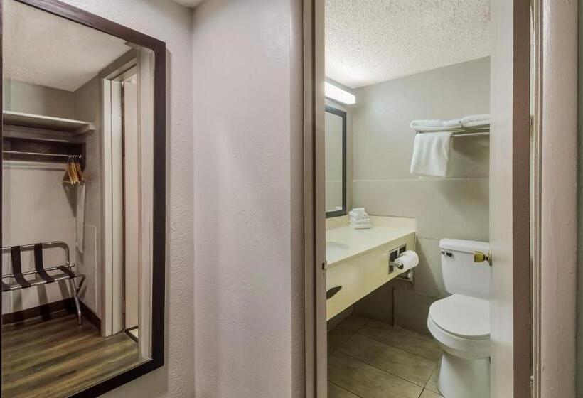 디럭스 룸, Red Roof Inn New Stanton