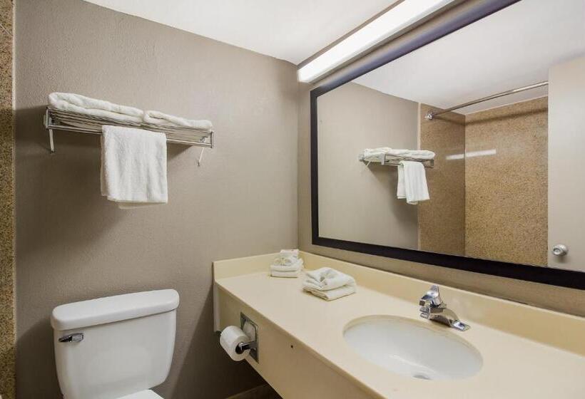 디럭스 룸 킹사이즈 침대, Red Roof Inn New Stanton