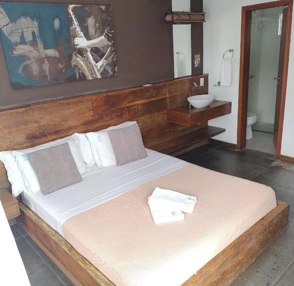 سوییت با چشم‌انداز استخر, Pousada Arágua