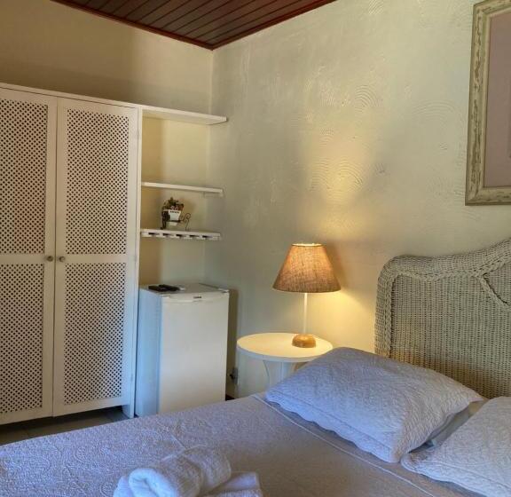 高级三人间, Pousada Solar Da Praia