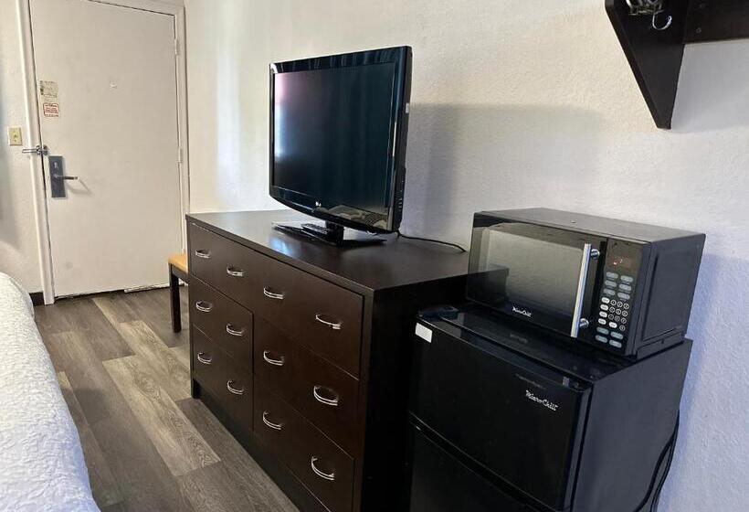 Номер Superior Адаптированный для Инвалидов, American Inn & Suites Bishop Airport Flint