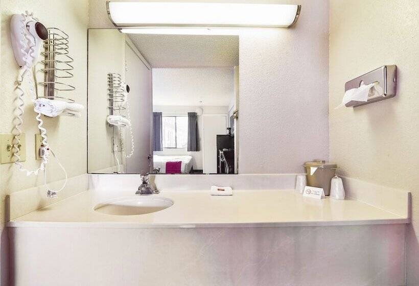 غرفه قياسيه سريرين مزدوجين, Americas Best Value Inn Amarillo Downtown