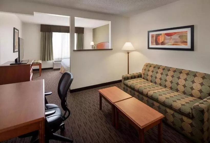 سوئیت با تخت بزرگ, Spark By Hilton Denver International Airport