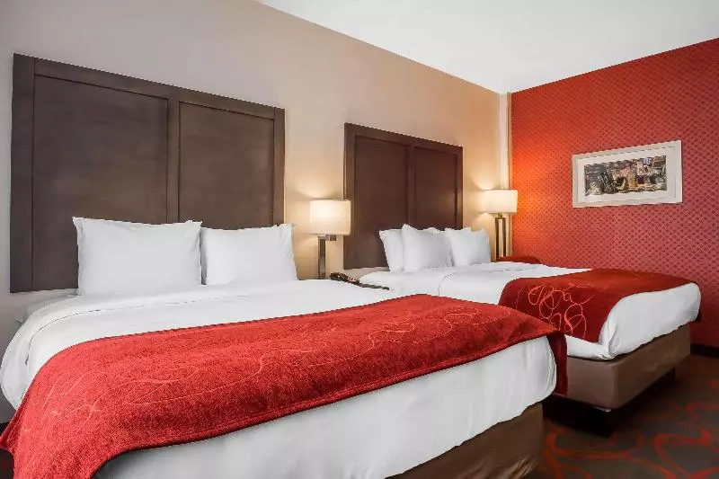 Suite Queen Bed, Holiday Inn Express Los Angeles Downtown West By Ihg