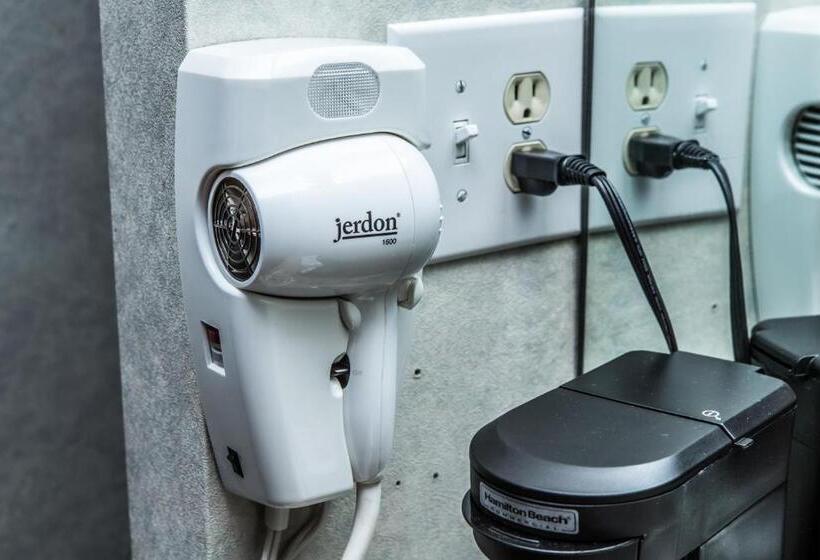 غرفة قياسية سرير كينج, Pelican Inn