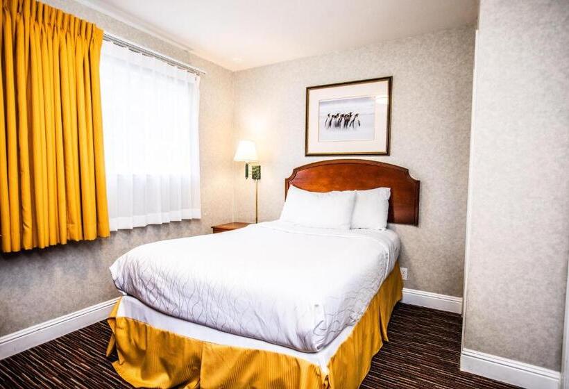 جناح عائلي, Pelican Inn